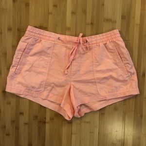 GAP linen blend shorts - size Large